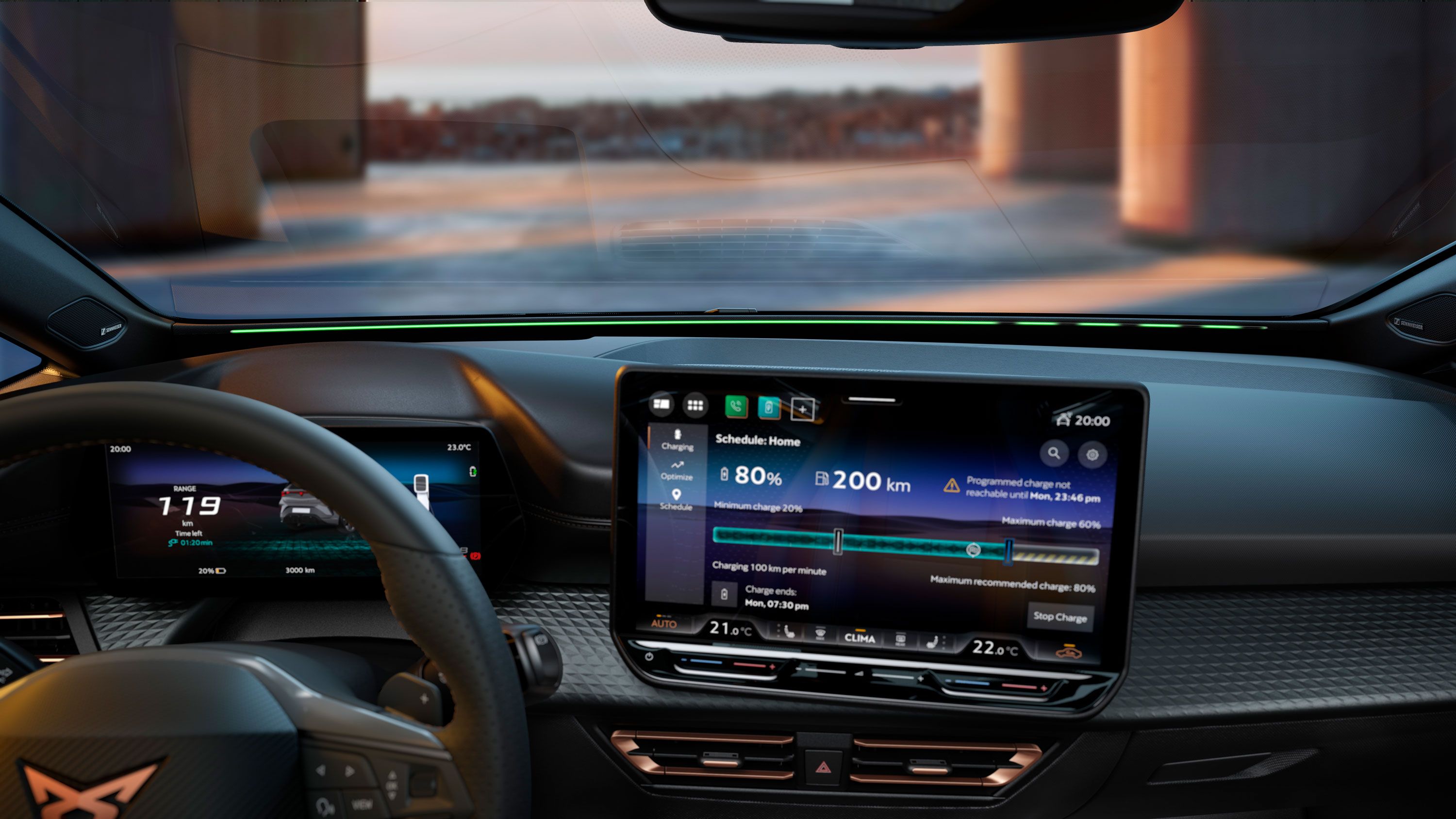 Interior do CUPRA Born a com destaque para o Immersive Pack, que inclui elementos como o sistema de som Sennheiser e a iluminação Smartlight.