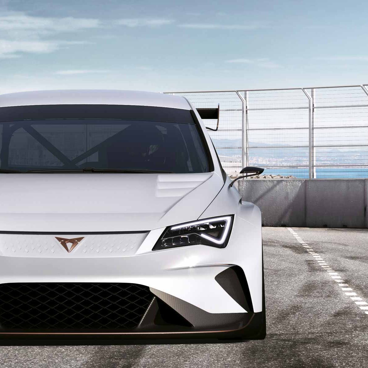 Performance híbrida até ao mar: CUPRA & De Antonio Yachts revelam o novo CUPRA D28 Formentor e-HYBRID