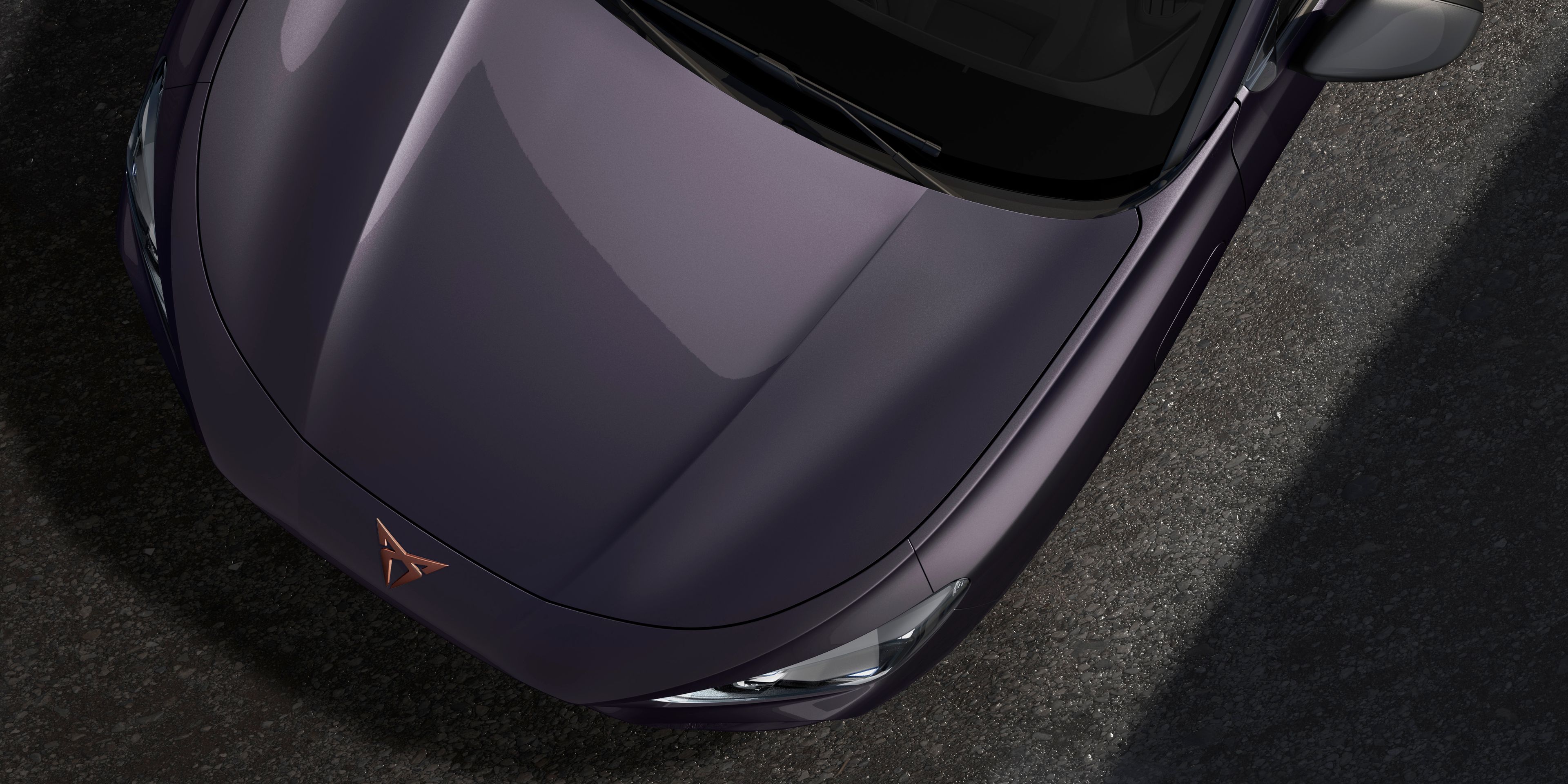 Vista frontal do CUPRA Terramar em Dark Void 
