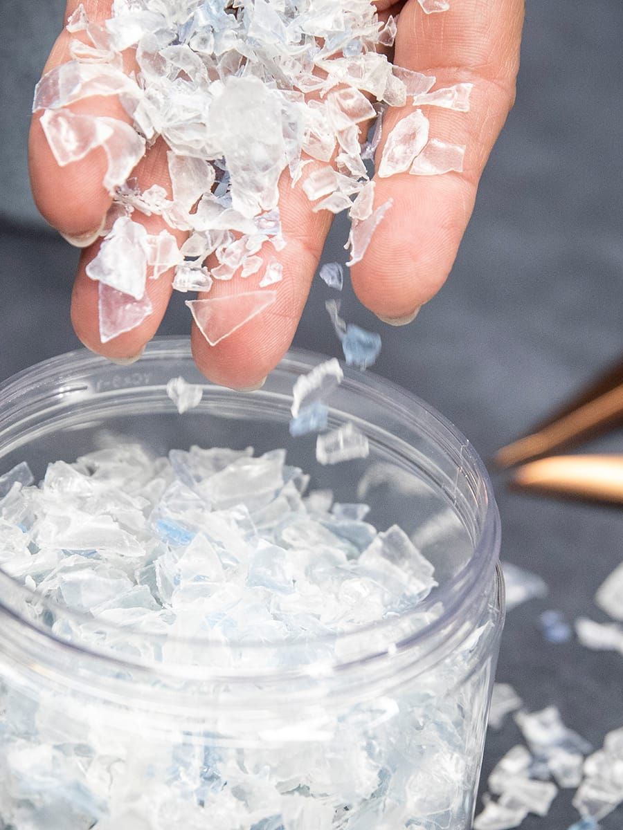 Resíduos plásticos reciclados para os bancos do CUPRA Born. 