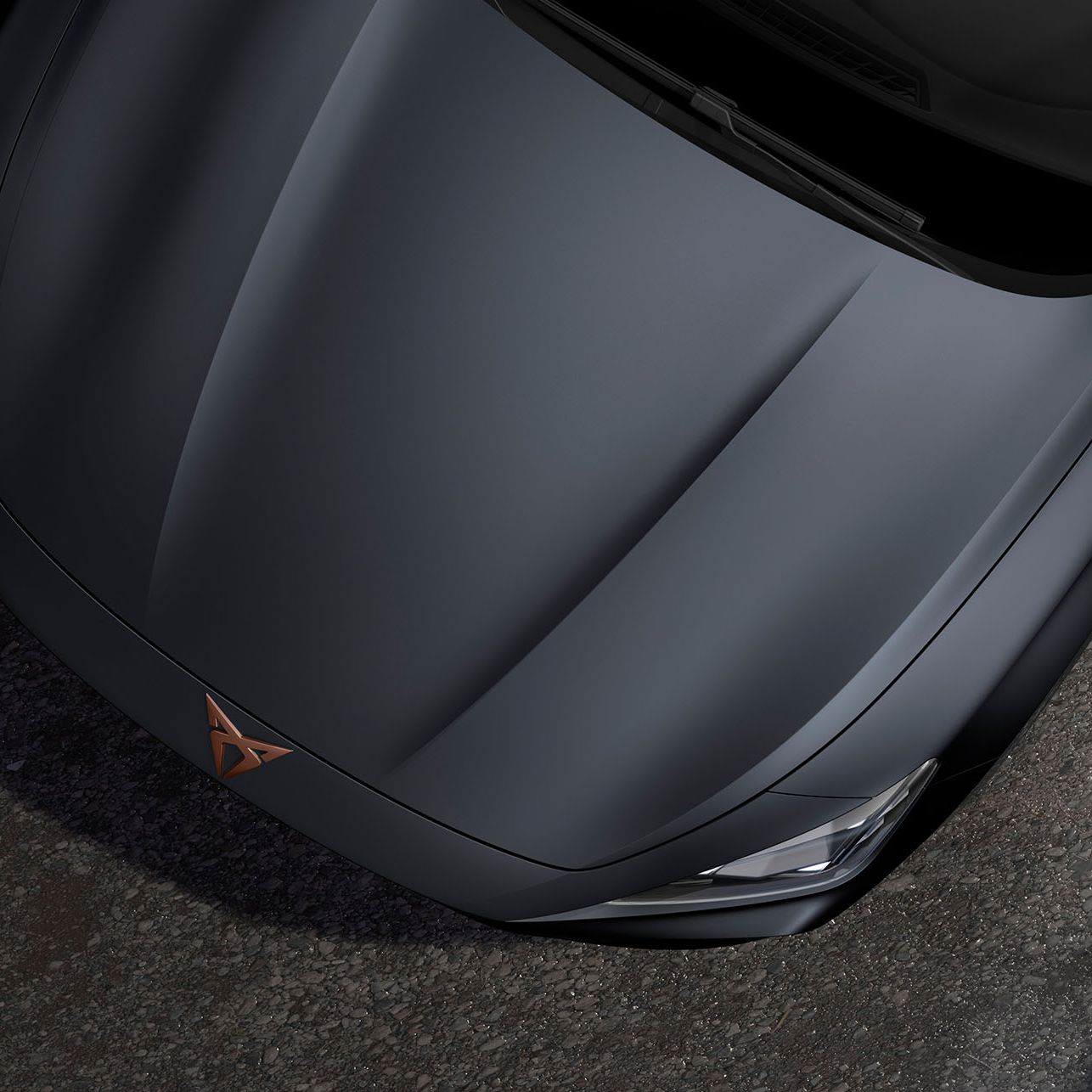 Vista panorâmica do novo CUPRA Formentor SUV coupé 2025 em cinzento magnetic tech mate.
