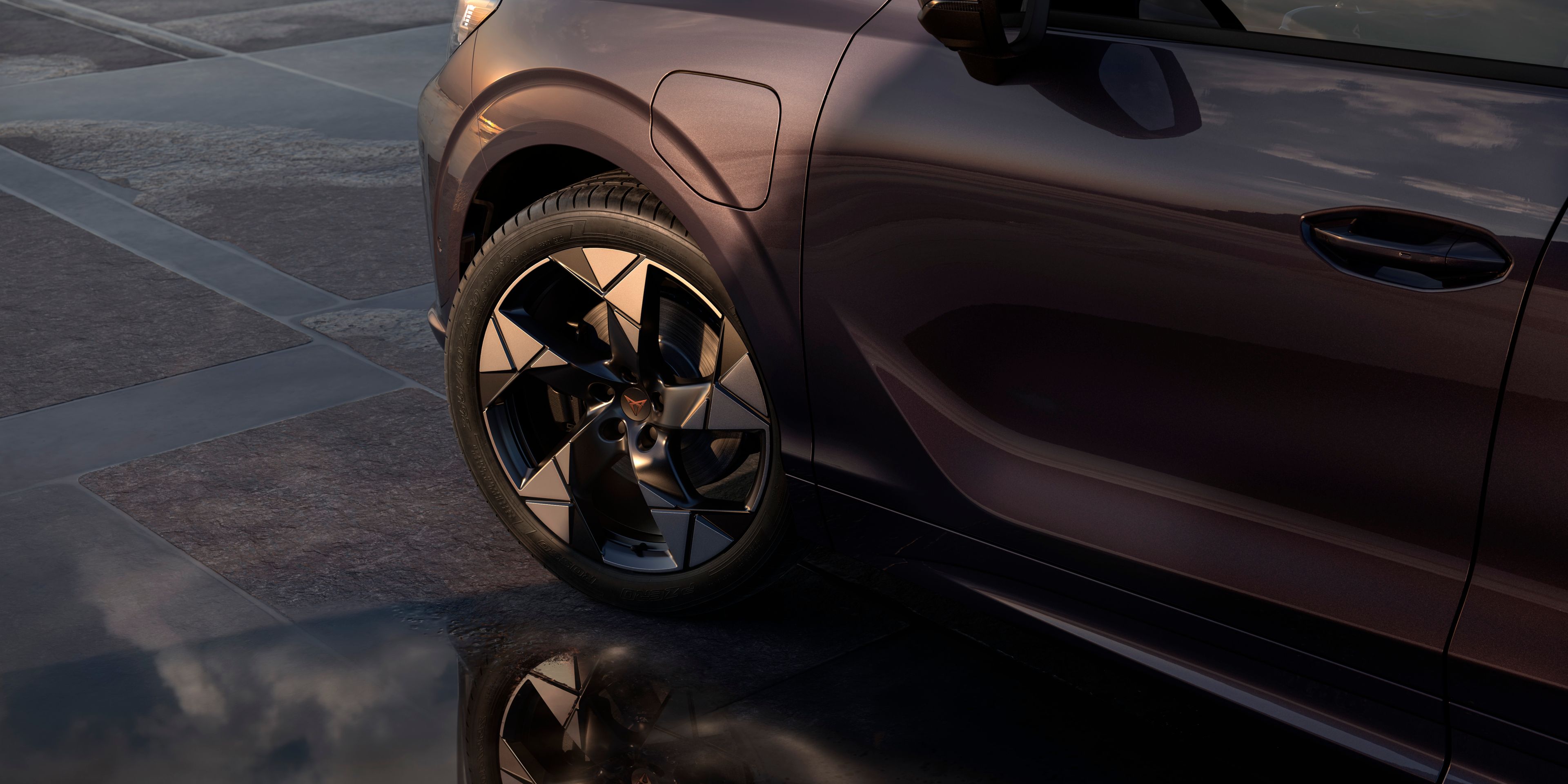Jantes de liga leve 20" Gravity em preto com detalhes em cobre do CUPRA Terramar