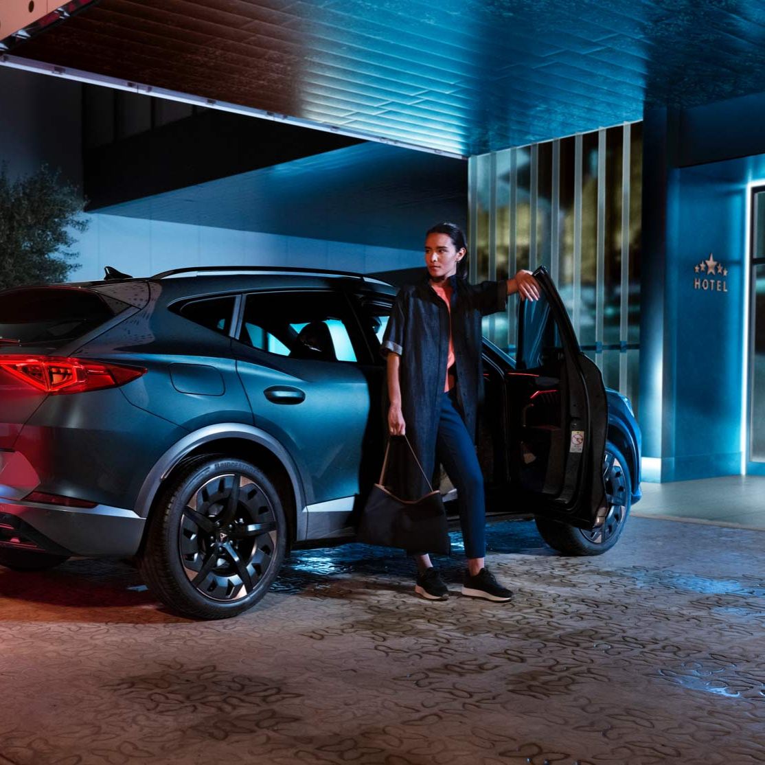 META HYPE CUPRA EXPERIENCE