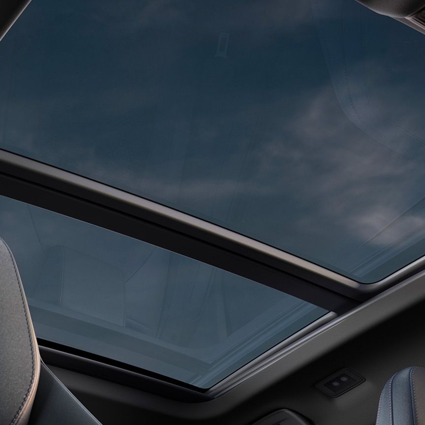 CUPRA Formentor equipado com teto de abrir elétrico