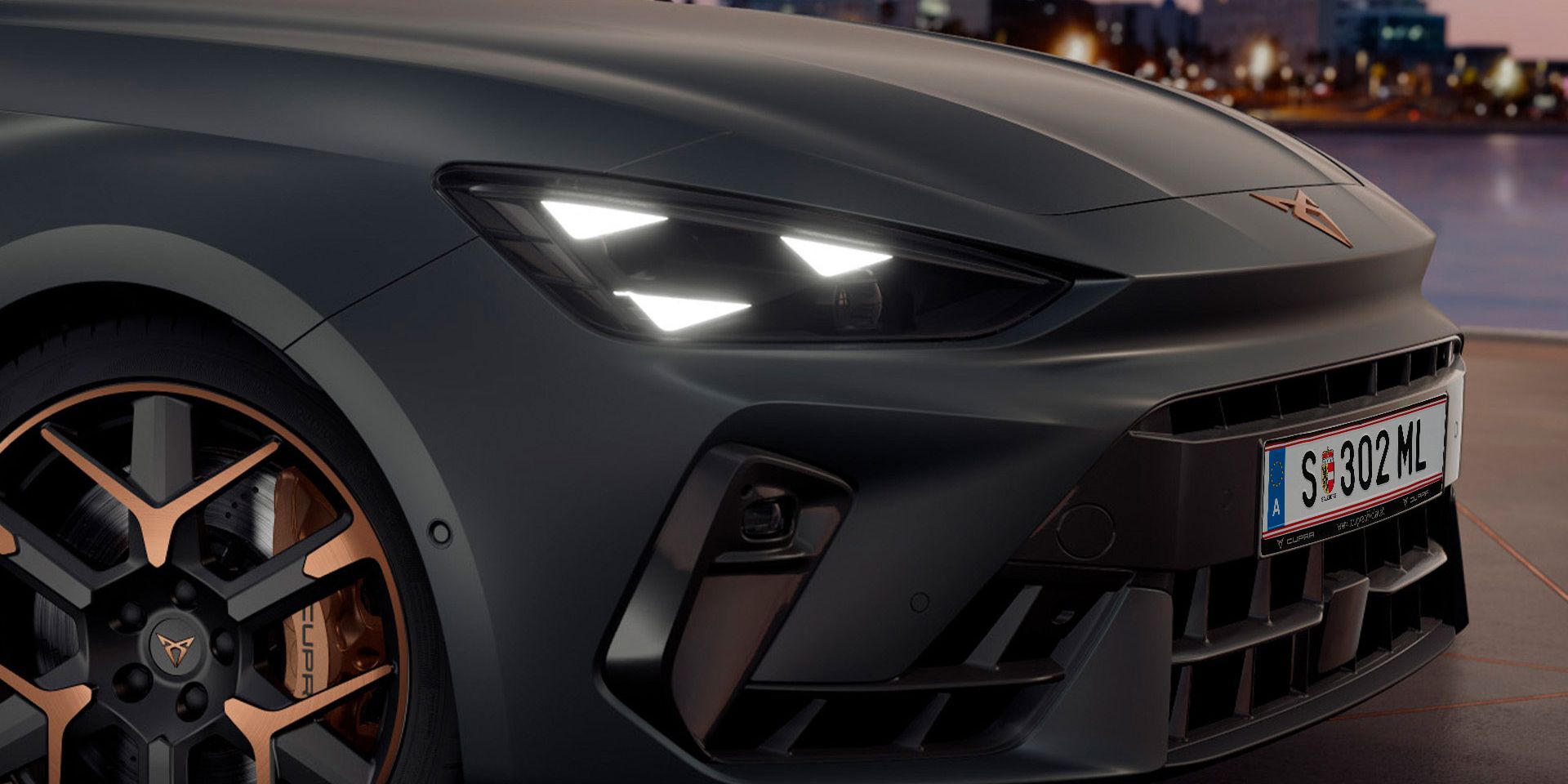 novo cupra leon tecnologia automóvel phev, faróis matrix led, jantes forjadas com detalhes em cobre e travões brembo
