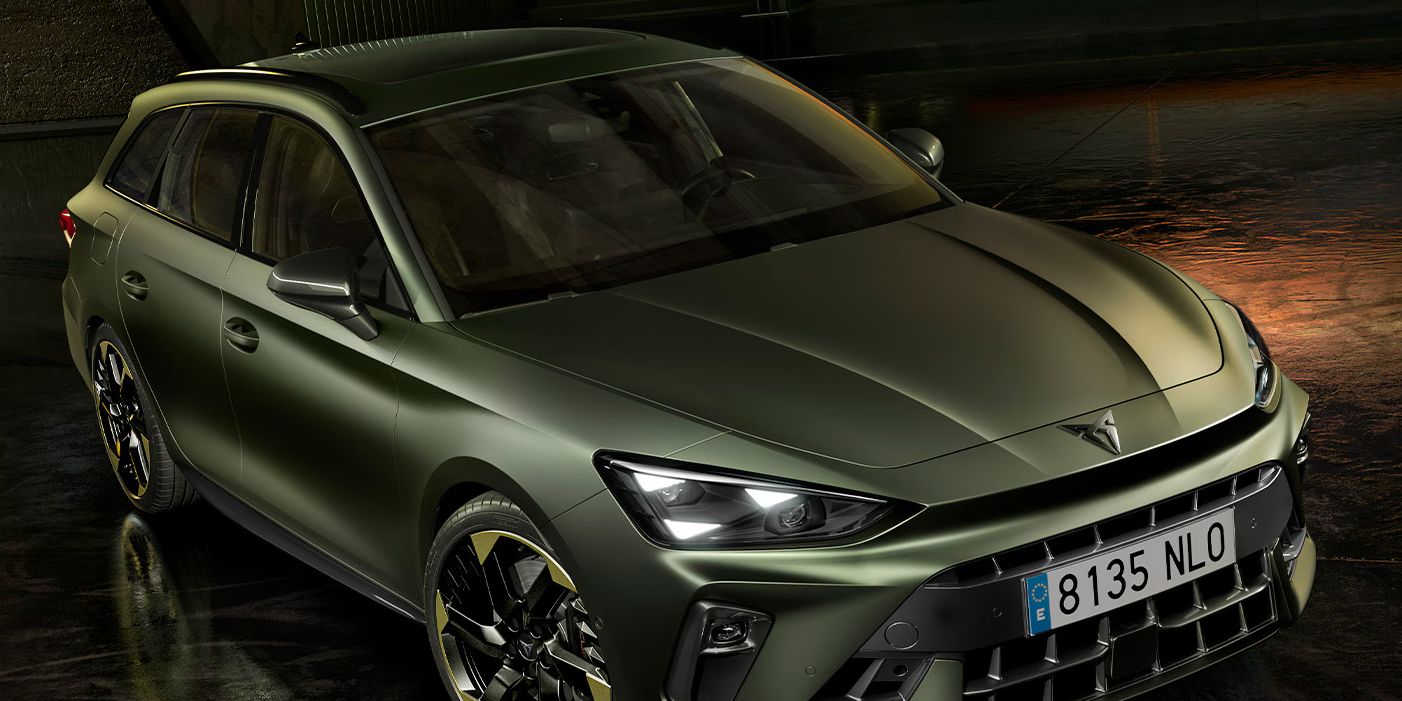 Design exterior do cupra leon tribe edition sportstourer em Manganese mate e jantes Sulfur de liga leve de 19 polegadas 