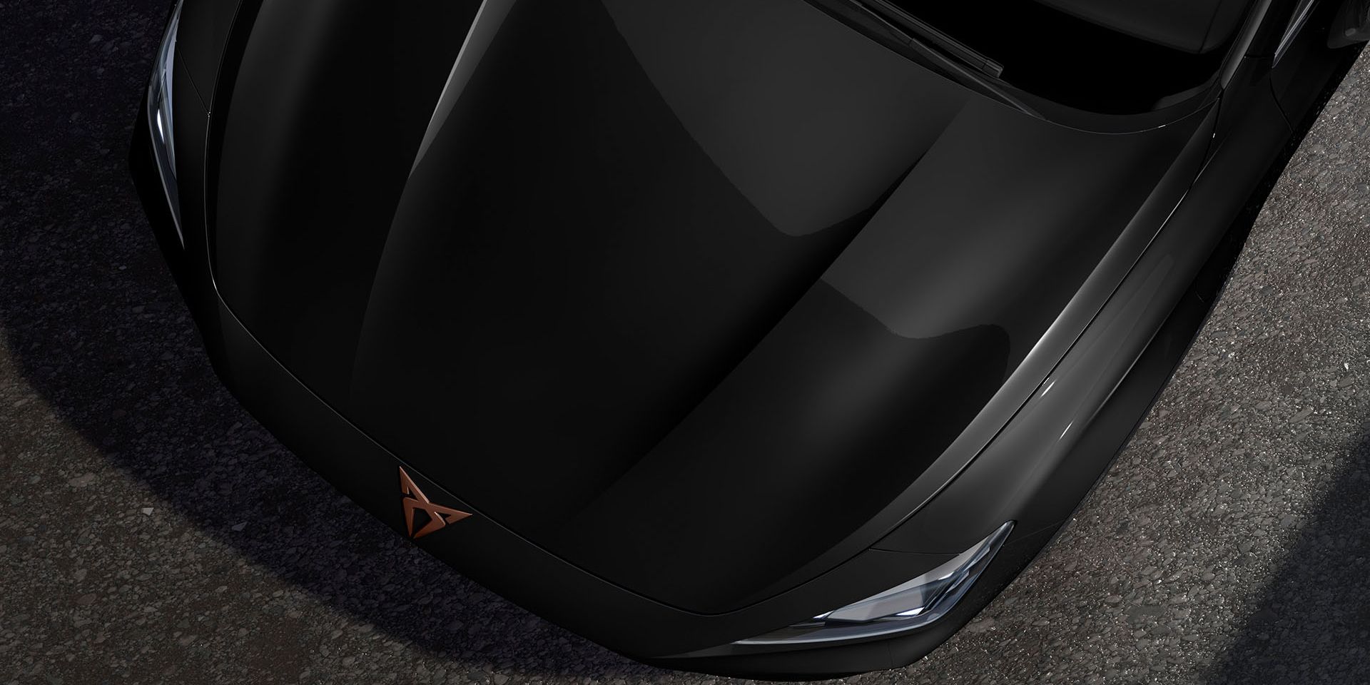 Vista panorâmica do novo CUPRA Formentor SUV coupé 2025 em preto midnight