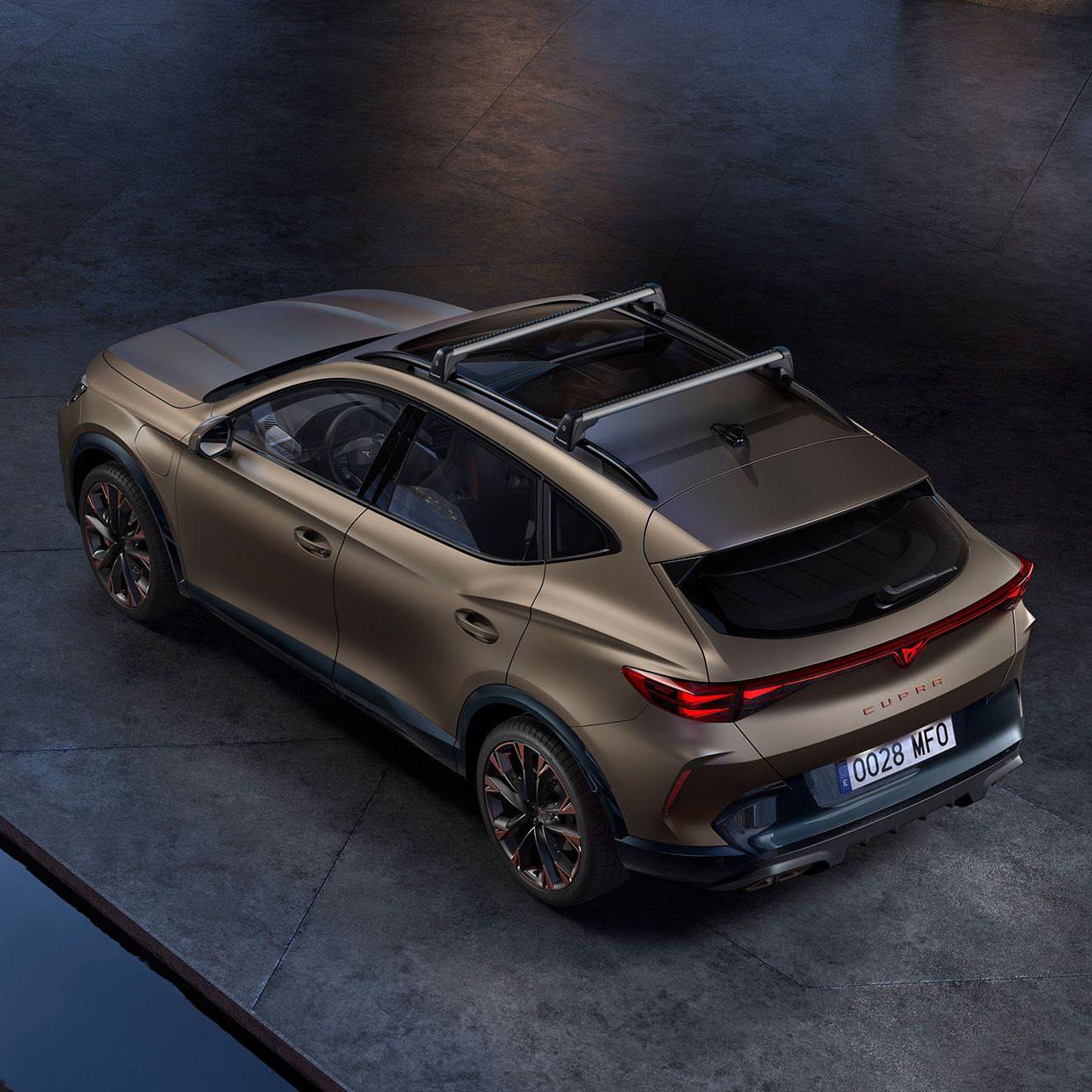 CUPRA Formentor 2025 com suporte de tejadilho para bicicletas