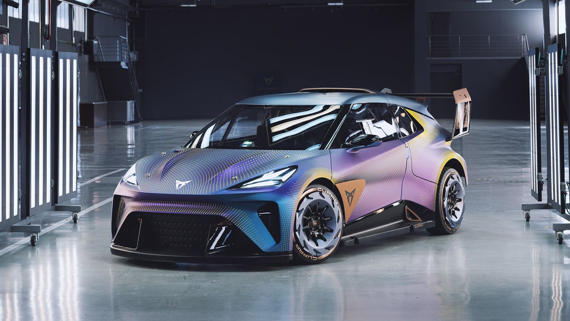 Carro de competição elétrico CUPRA UrbanRebel 